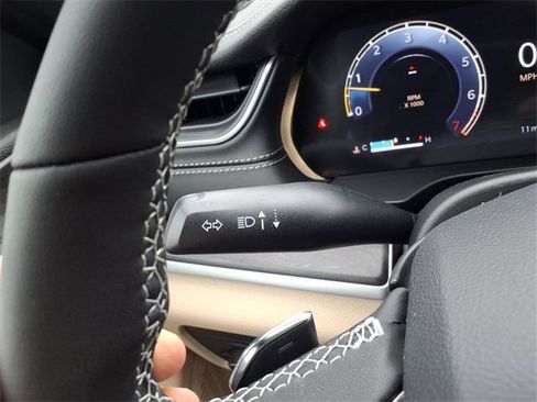 New 2025 Jeep Grand Cherokee L Limited image 26