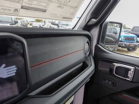 New 2026 Jeep Gladiator Rubicon AWD/4WD image 23