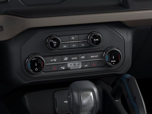 New 2023 Ford Bronco Wildtrak image 16