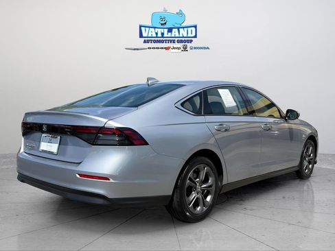 Used 2023 Honda Accord EX image 5