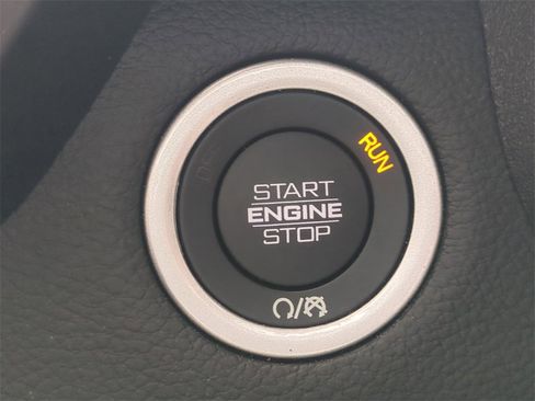 Certified 2025 RAM 1500 Big Horn image 30