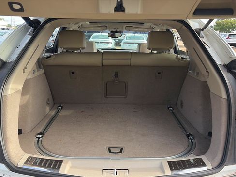 Used 2010 Cadillac SRX Luxury FWD image 3