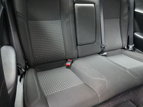 Used 2018 Dodge Challenger R/T w/ Performance Handling Group image 28