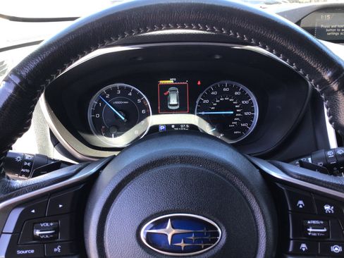 Used 2022 Subaru Ascent Limited w/ Technology Package AWD/4WD image 8