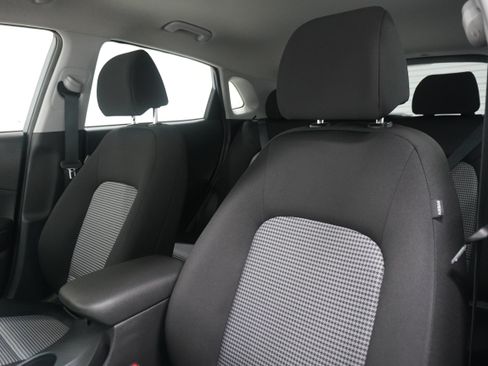 Used 2020 Hyundai Kona SEL FWD image 11