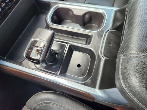 Used 2022 GMC Sierra 1500 SLT w/ SLT Convenience Package image 20