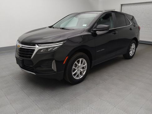 Used 2024 Chevrolet Equinox LT w/ Driver Convenience Package AWD/4WD image 2