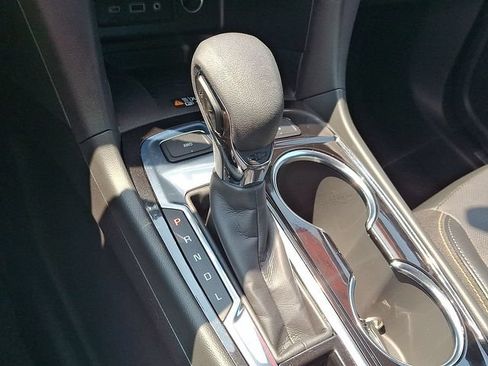 Certified 2024 Chevrolet Equinox Premier AWD/4WD image 15