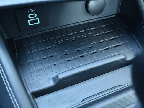 Used 2024 Ford Mustang GT Premium image 23