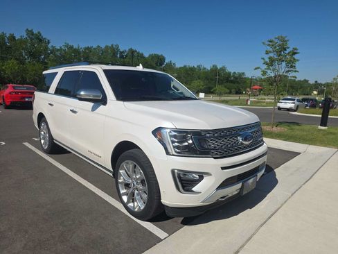 Used 2018 Ford Expedition Max Platinum AWD/4WD image 5