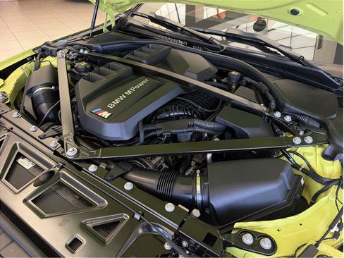 Used 2022 BMW M4 xDrive Competition AWD/4WD image 32