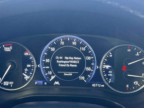 Used 2022 Buick Enclave Avenir w/ Avenir Technology Package image 30