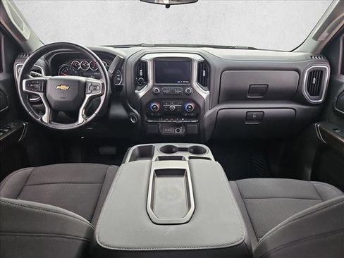 Used 2021 Chevrolet Silverado 1500 LT image 16