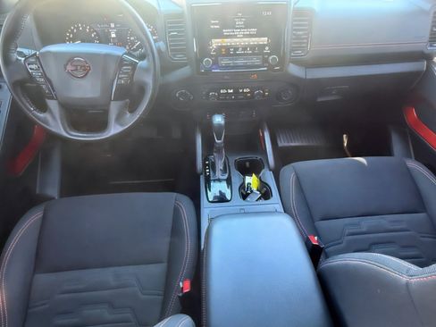 Used 2024 Nissan Frontier PRO-4X w/ Pro Convenience Package image 9