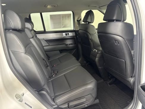 Used 2024 Hyundai Santa Fe SEL AWD/4WD image 5