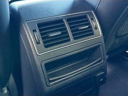 Used 2023 Jaguar F-PACE S image 27