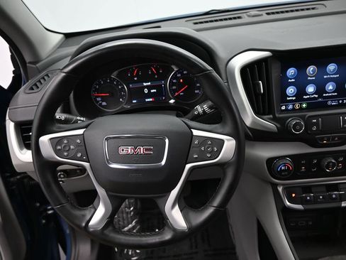 Used 2024 GMC Terrain SLT image 26