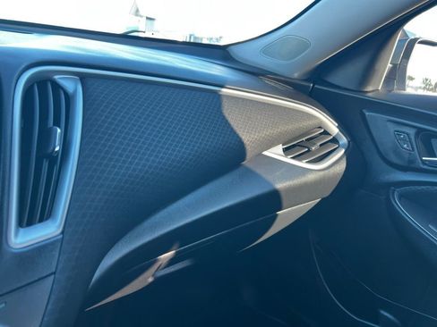 Used 2023 Chevrolet Malibu LT image 52