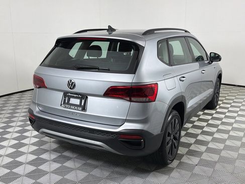Used 2022 Volkswagen Taos S FWD image 5