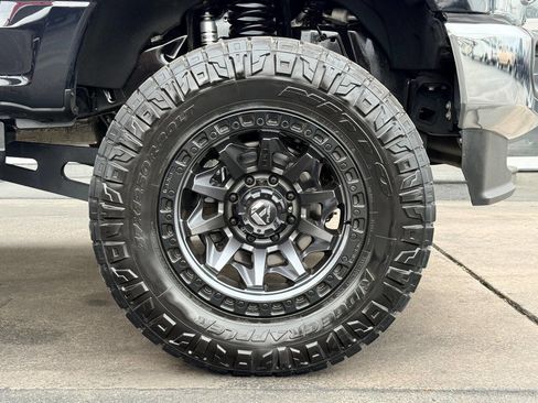 Used 2021 Ford F250 Lariat w/ Chrome Package image 14