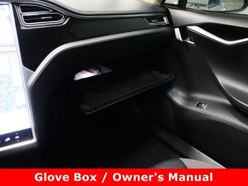 Used 2014 Tesla Model S P85 image 22