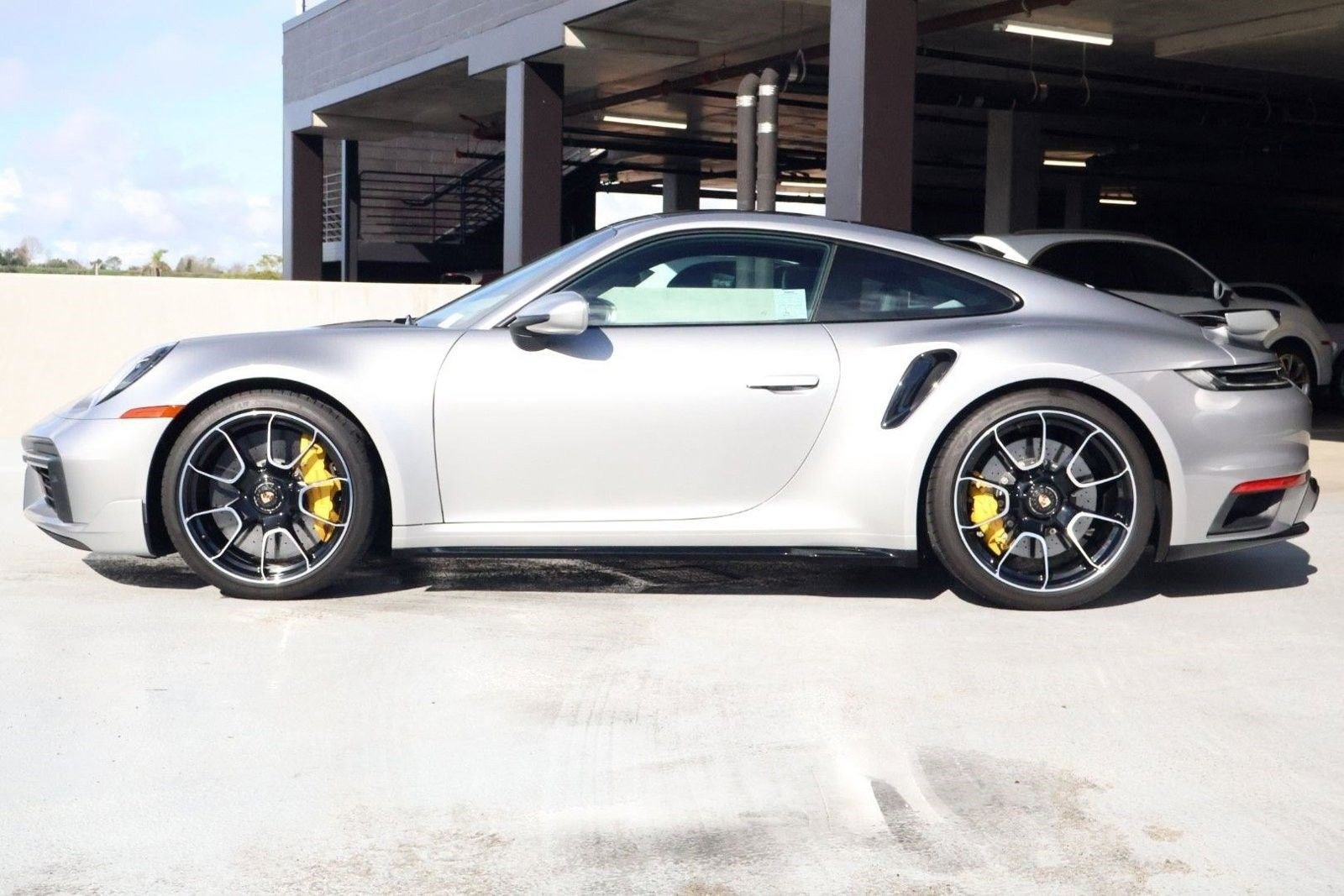 Certified 2022 Porsche 911 Turbo S AWD/4WD image 2