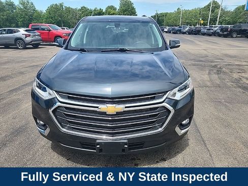 Used 2021 Chevrolet Traverse LT AWD/4WD image 2