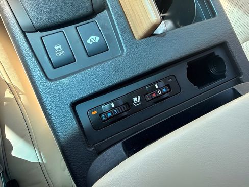 Used 2015 Lexus RX 450h FWD image 12
