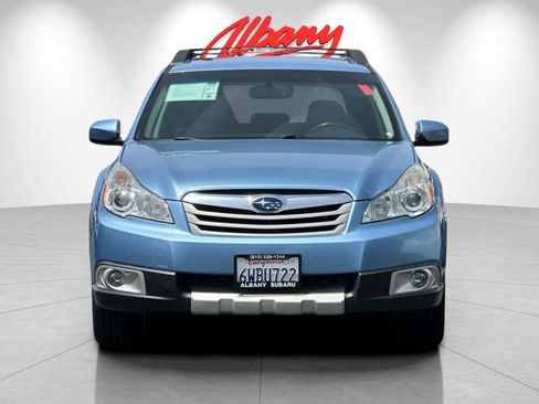 Used 2012 Subaru Outback 2.5i Limited AWD/4WD image 10