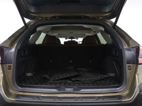 Used 2021 Subaru Outback Touring XT AWD/4WD image 17