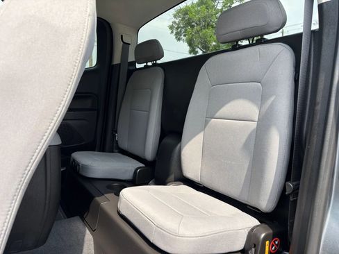 Used 2022 Chevrolet Colorado W/T w/ WT Convenience Package RWD image 43