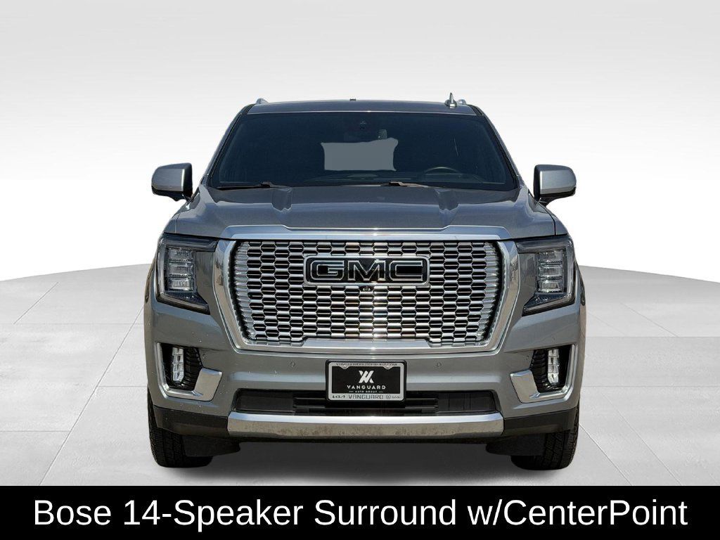 Used 2023 GMC Yukon Denali RWD image 3