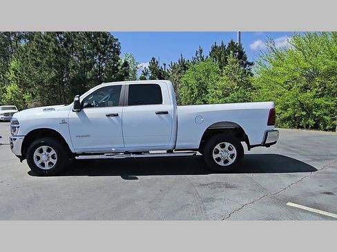 New 2026 RAM 3500 Big Horn AWD/4WD image 26