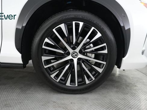 Used 2024 Lexus RZ 300e Premium FWD image 20