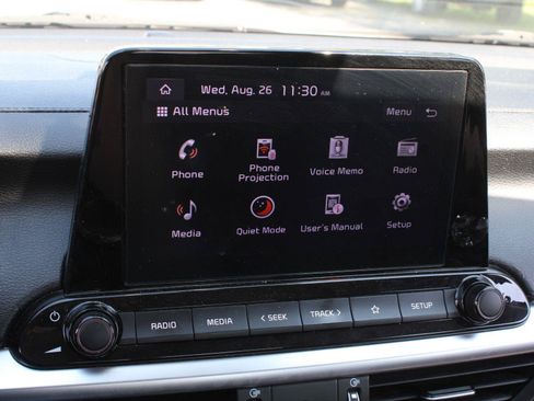 Used 2023 Kia Forte LXS w/ LXS Technology Package FWD image 13