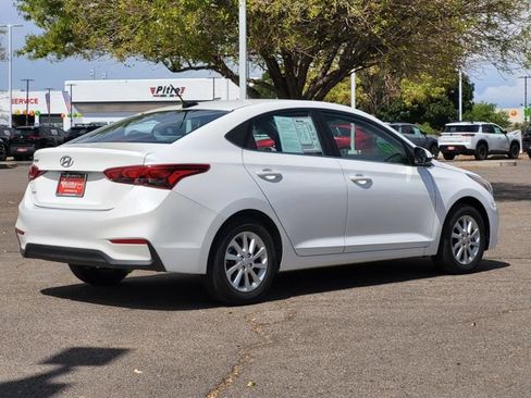 Used 2020 Hyundai Accent SEL FWD image 4