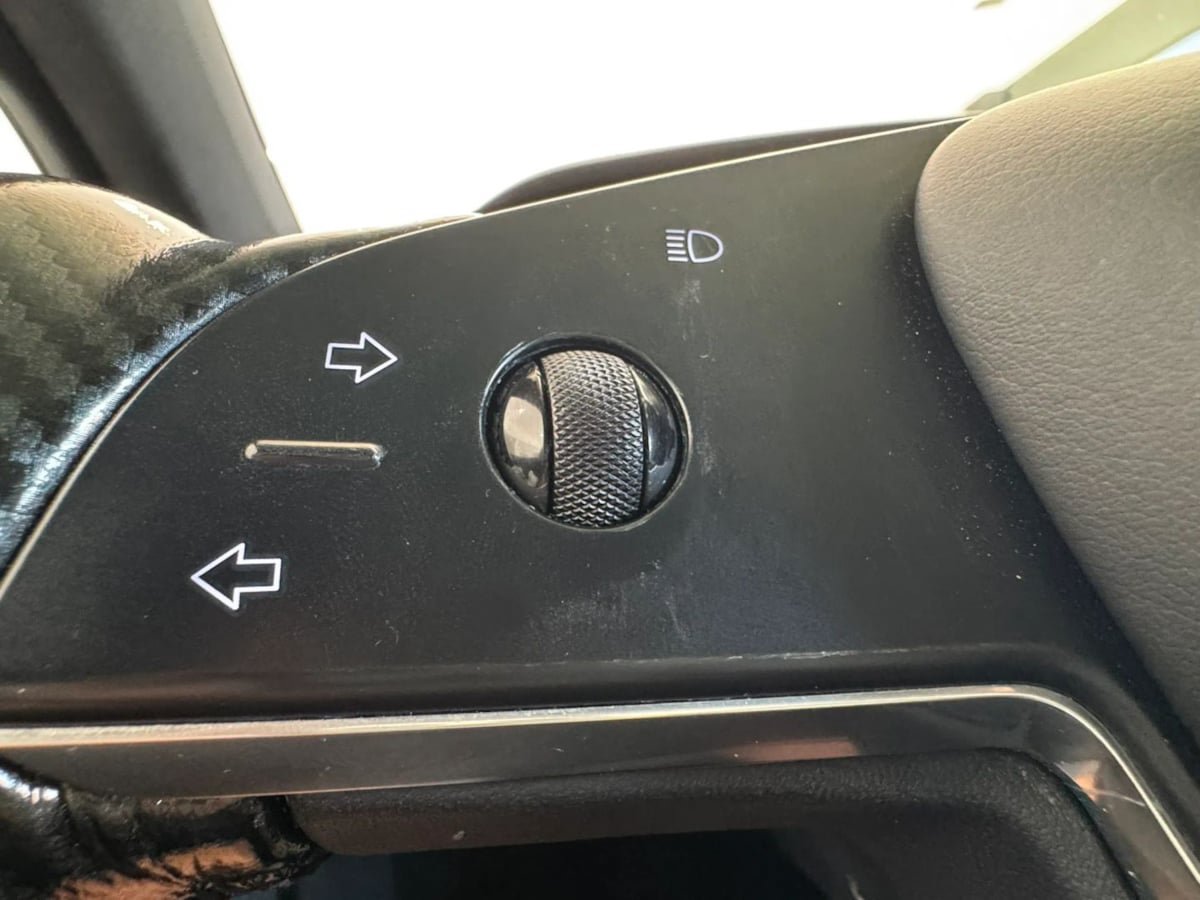 Used 2022 Tesla Model X AWD/4WD image 41