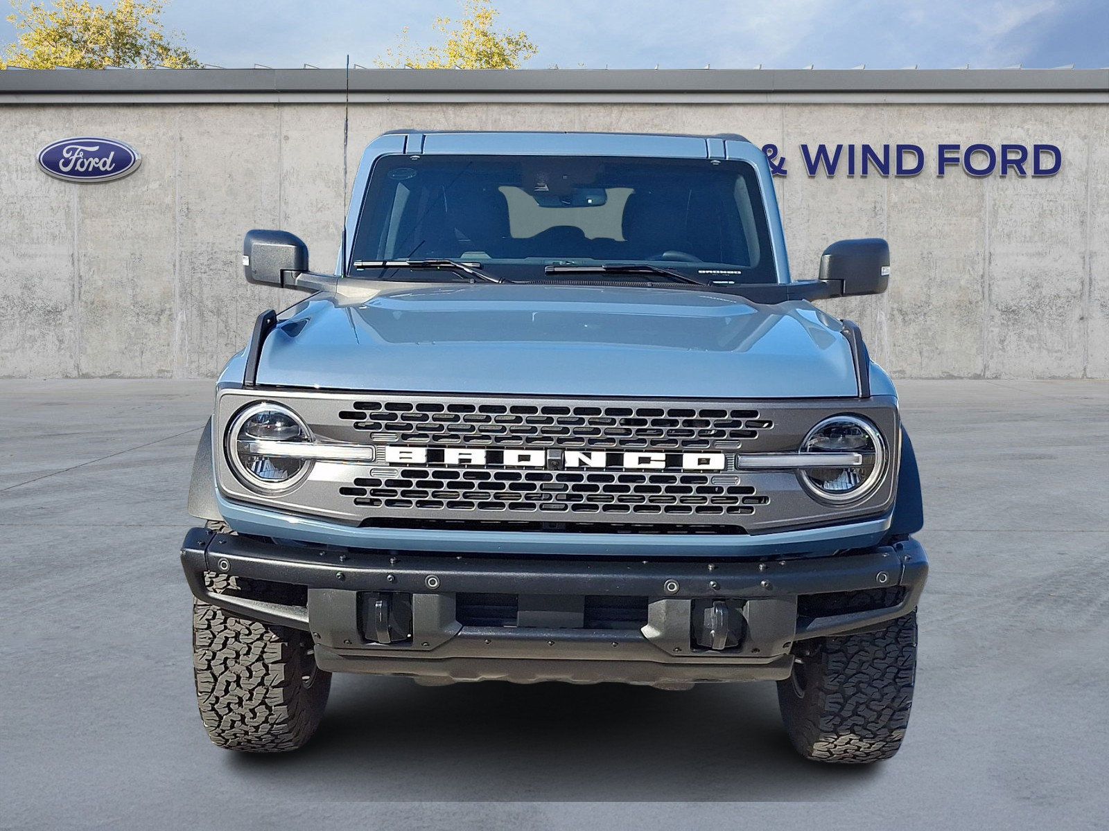 Used 2024 Ford Bronco Badlands AWD/4WD image 2