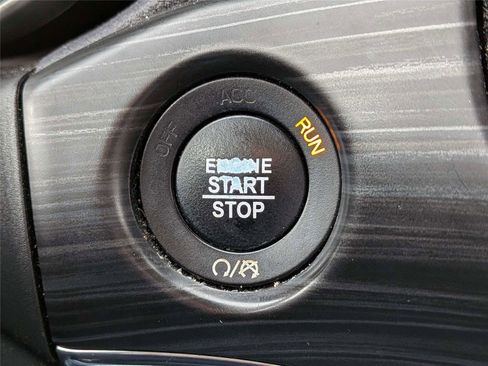 Used 2020 Jeep Grand Cherokee Limited w/ Premium Lighting Group image 33