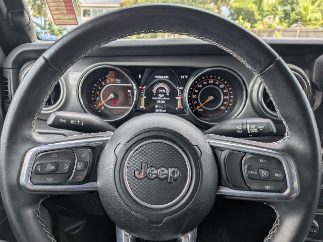 Used 2022 Jeep Wrangler Unlimited Sahara AWD/4WD image 24