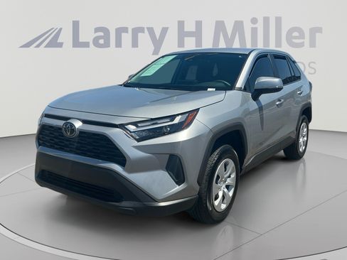 Certified 2025 Toyota RAV4 LE AWD/4WD image 1