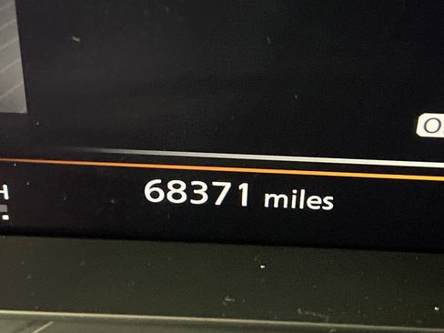 Used 2023 INFINITI QX60 Luxe w/ Cargo Package image 55