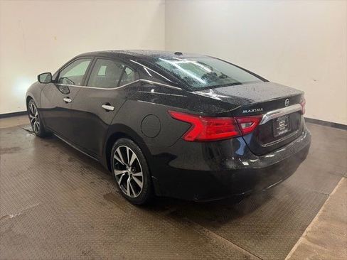 Used 2017 Nissan Maxima Platinum image 4