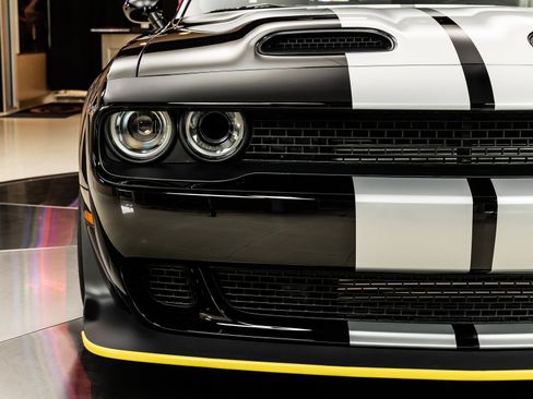 Used 2021 Dodge Challenger SRT Super Stock RWD image 19