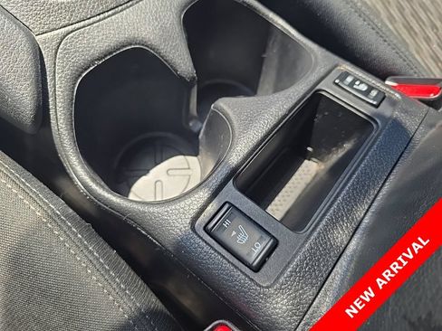 Used 2020 Nissan Rogue S AWD/4WD image 11