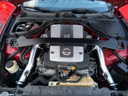 Used 2017 Nissan 370Z Coupe RWD image 49