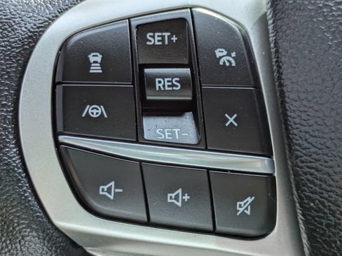 Certified 2023 Ford Explorer Limited RWD image 24