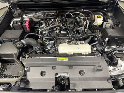 Certified 2024 Toyota Tacoma SR5 image 9