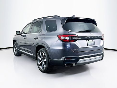Used 2025 Honda Pilot Elite image 5