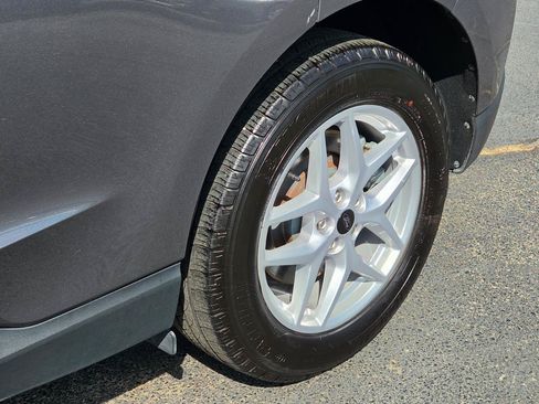 Used 2024 Ford Edge SEL AWD/4WD image 16